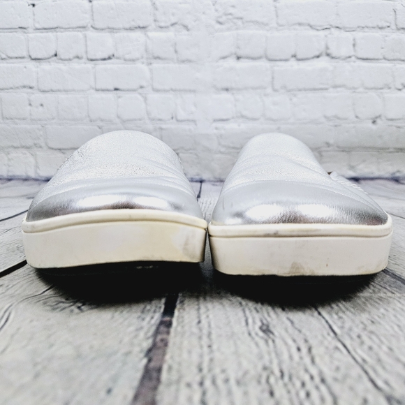 H by HALSTON | Sabrina metallic leather slipon flats mules - Picture 5 of 10